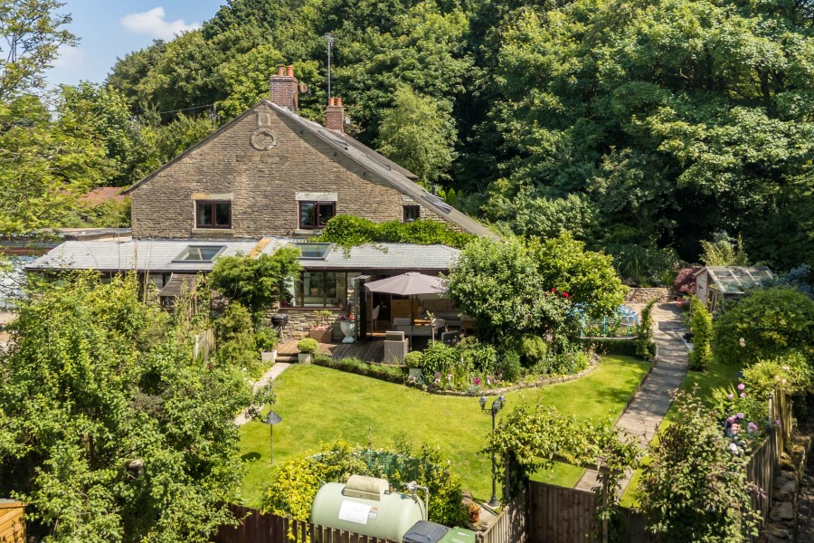 Images for Woodend Cottage, Sennicar Lane, Haigh, WN2 1LS