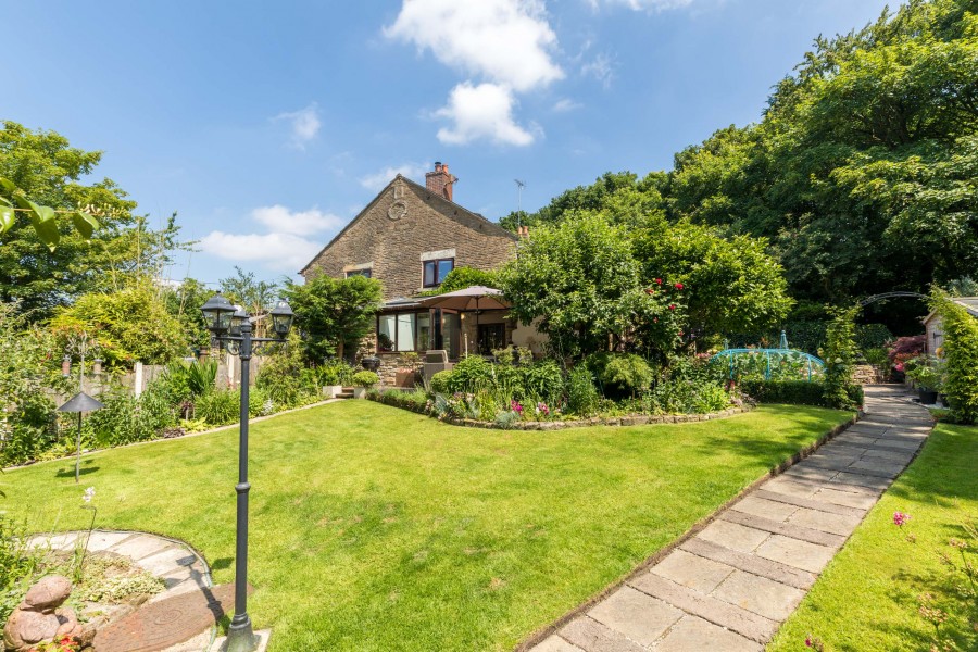 Images for Woodend Cottage, Sennicar Lane, Haigh, WN2 1LS