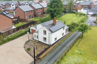 Images for Marsh Brook Cottage, Westhoughton, BL5 2DH EAID:Regan Hallworth BID:Regan & Hallworth- Wigan