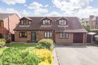 Longshaw Old Road, Billinge, WN5 7JJ